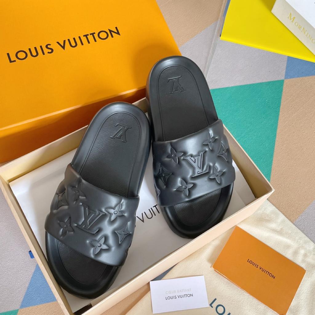 Louis Vuitton Waterfront Sandals Black - vstockx