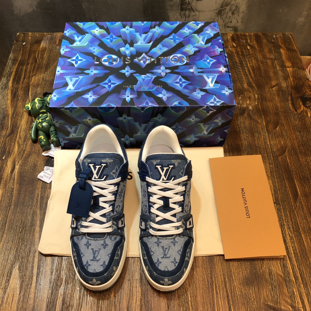 Louis Vuitton Trainer Sneakers 22 - vstockx