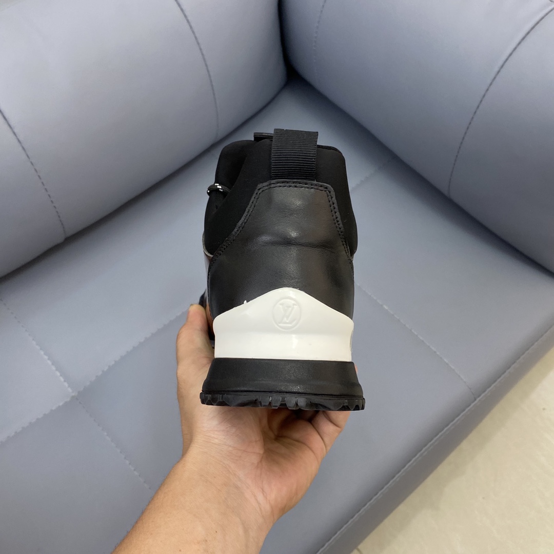 Louis Vuitton Run Away Sneaker 25 - vstockx