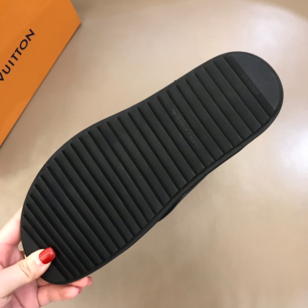 Louis Vuitton Slipper 48 - vstockx