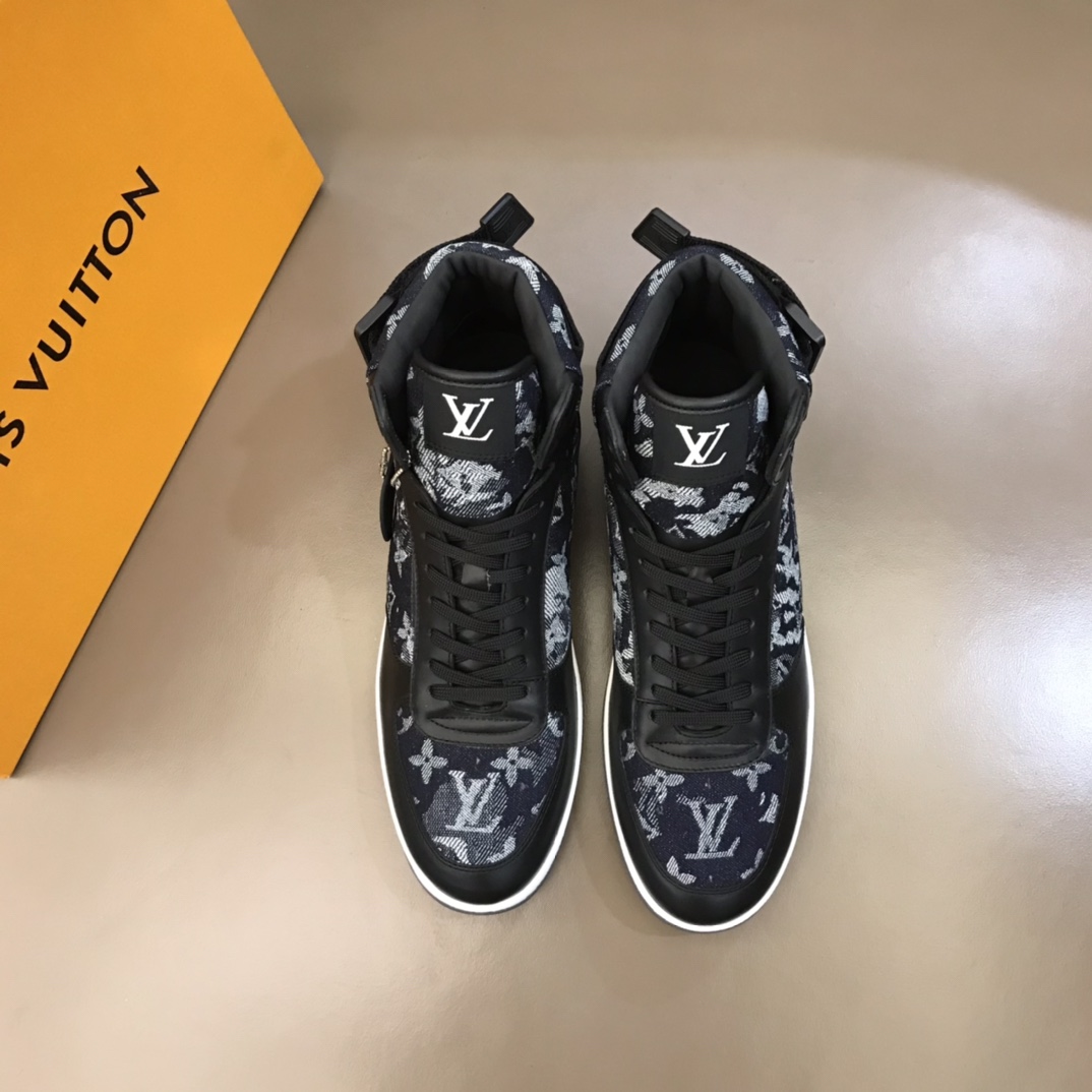 Louis Vuitton Rivoli sneaker 13 - vstockx