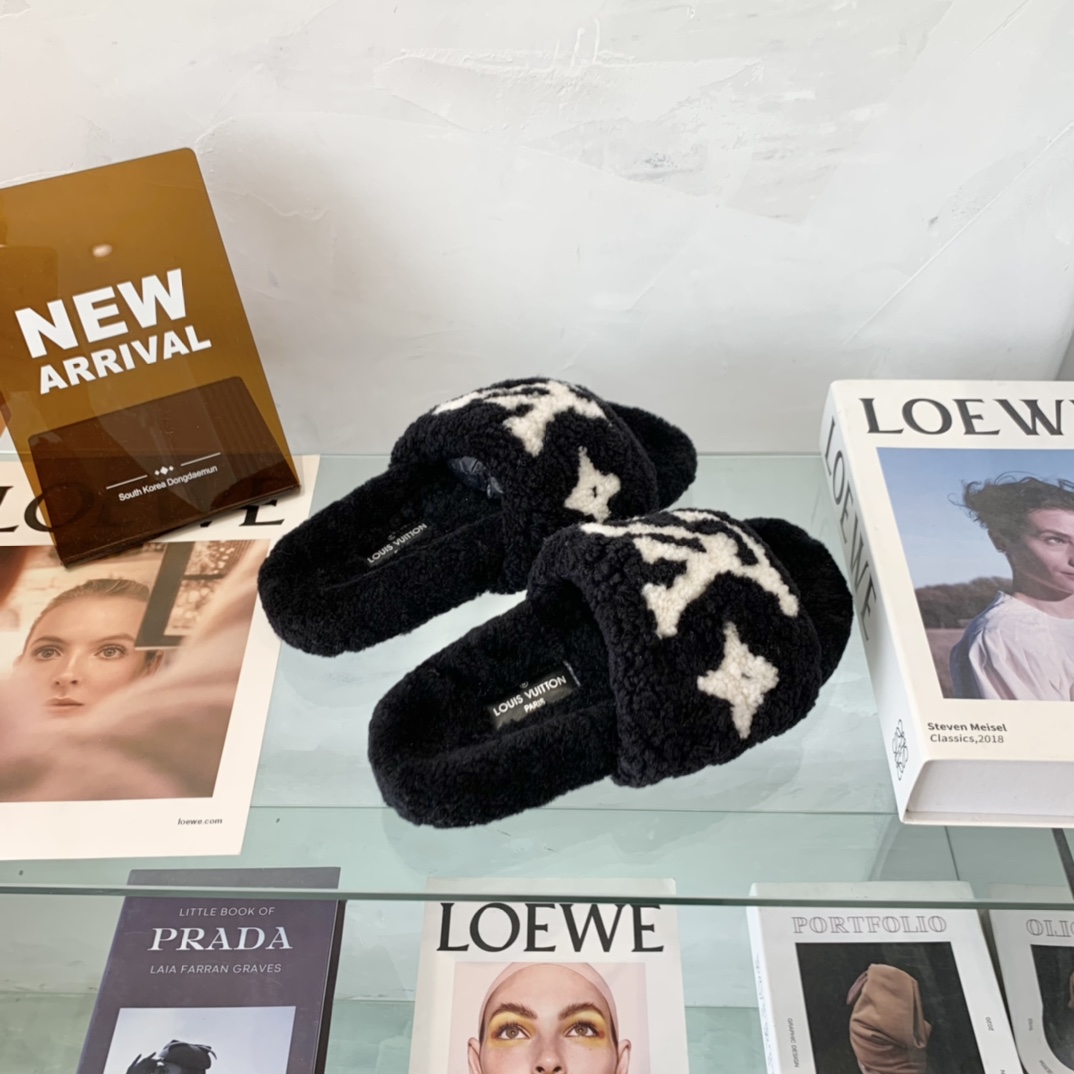 Louis Vuitton GLORIA FLAT LOAFERS WOMEN 12 - vstockx