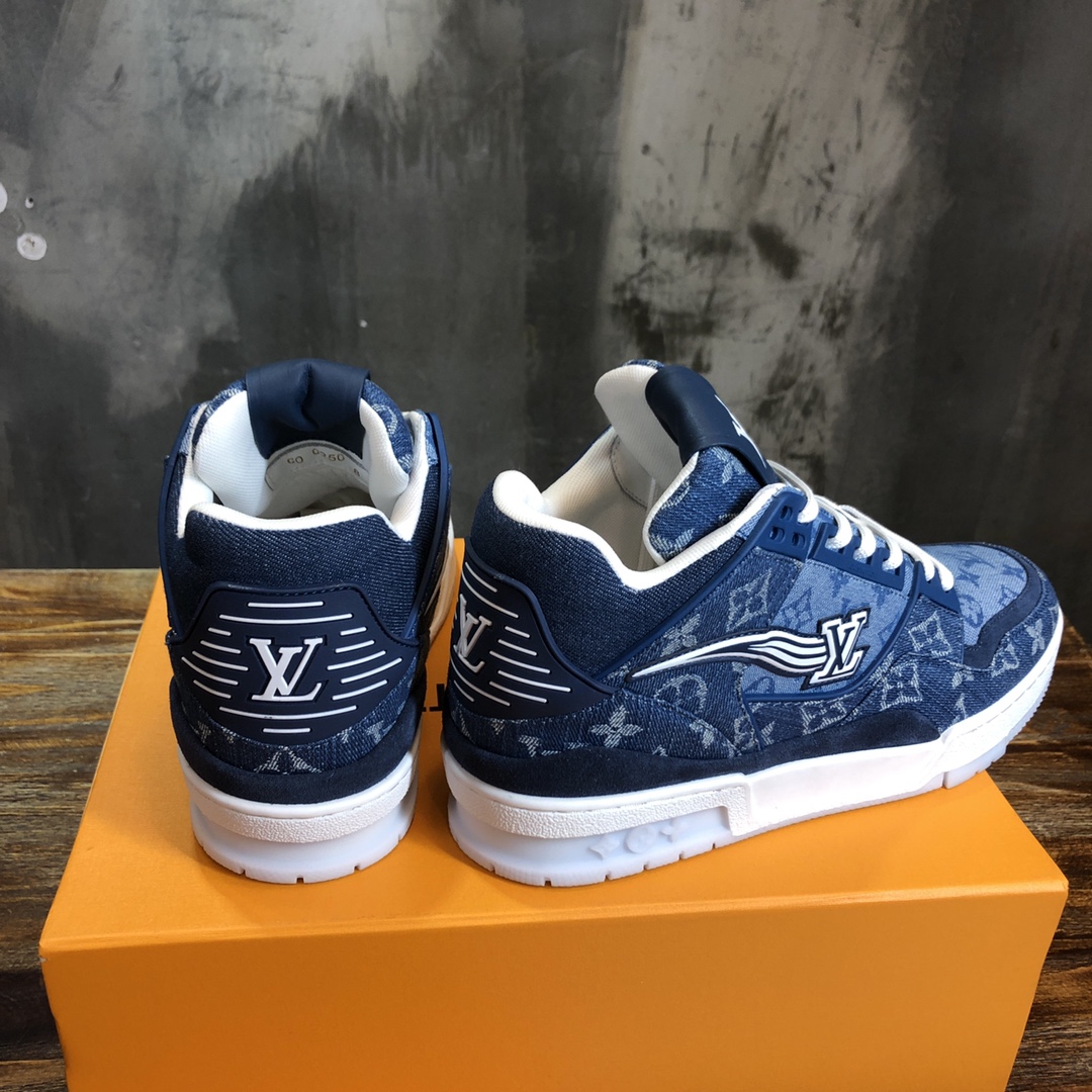 Louis Vuitton Trainer Sneakers 12 - vstockx