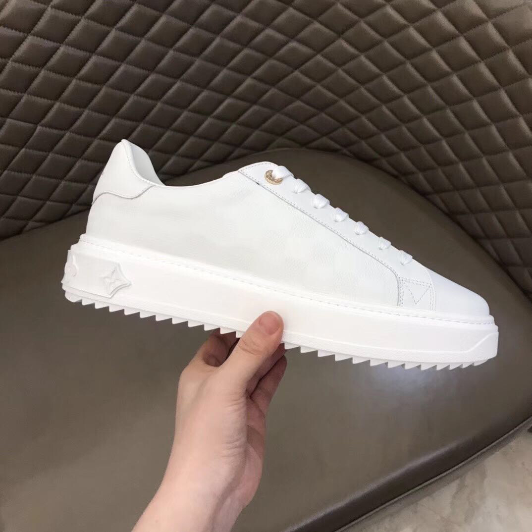 Louis Vuitton Low Top sneaker 52 - vstockx