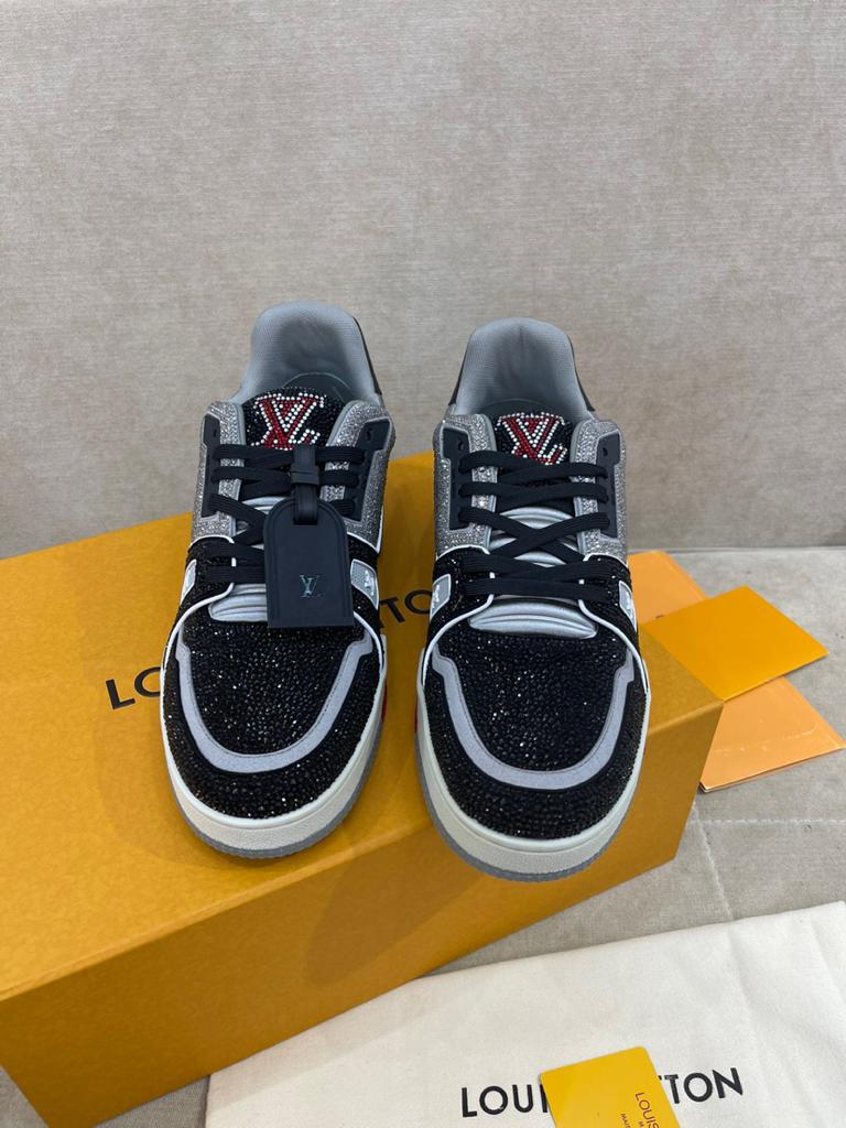 Louis Vuitton LV Trainer Black Grey Crystal - vstockx