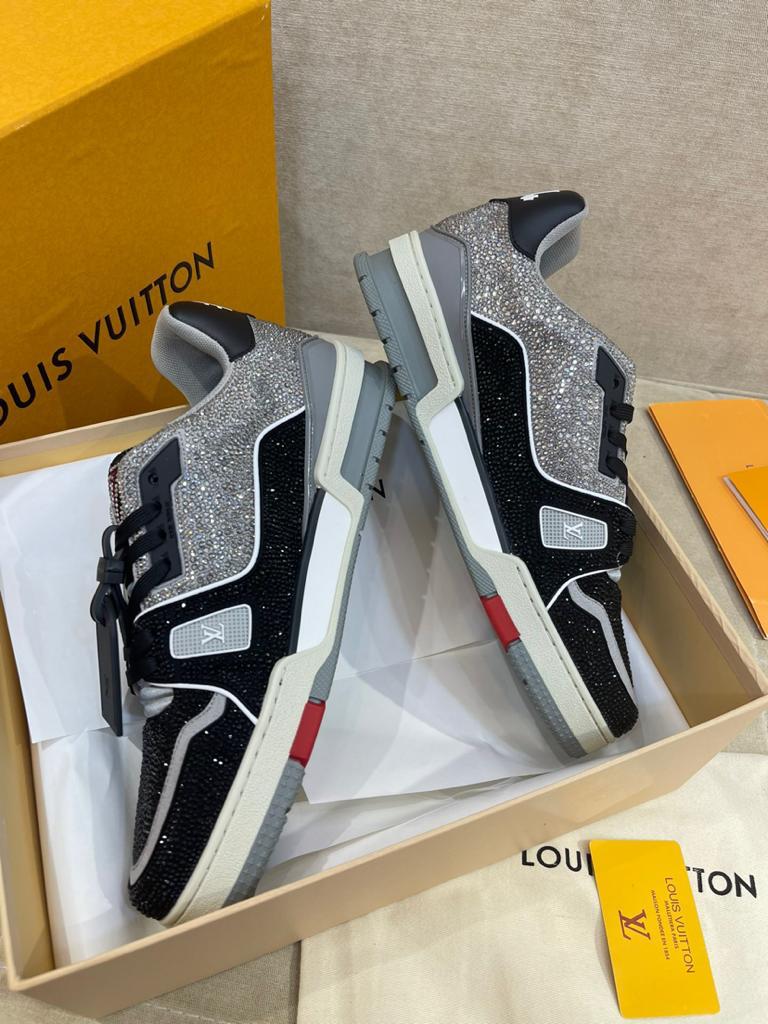 Louis Vuitton LV Trainer Black Grey Crystal - vstockx