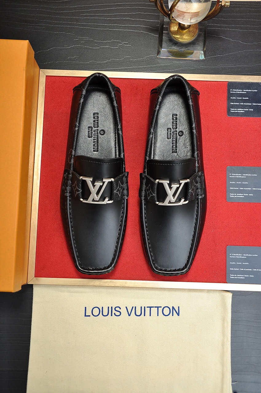 Louis Vuitton Leather Boots 8 - vstockx