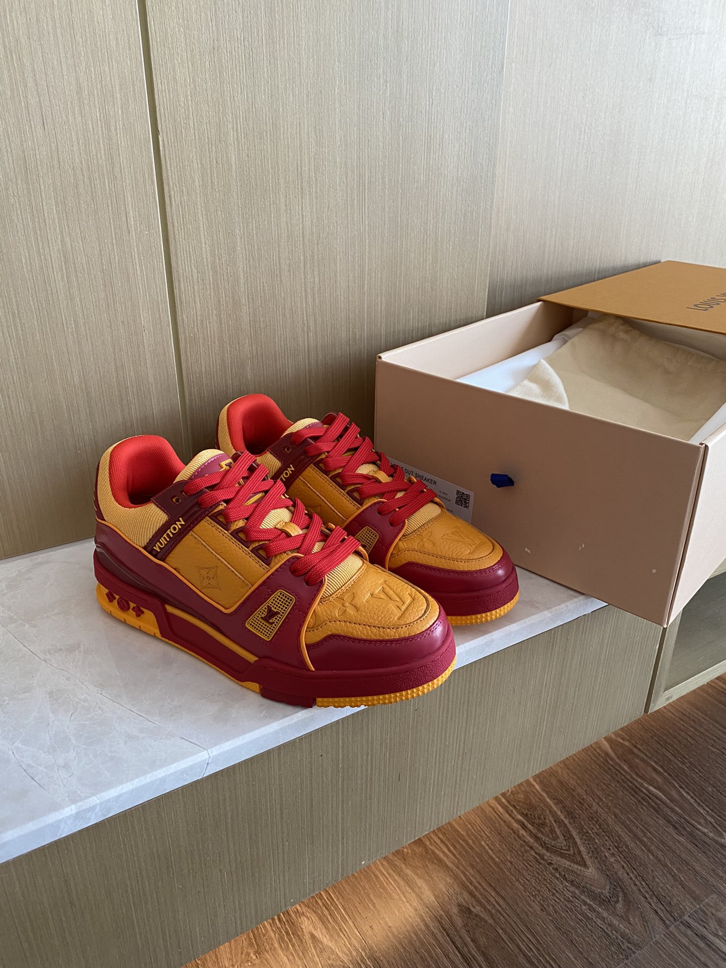 Louis Vuitton LV TRAINERS SNEAKER 9 - vstockx
