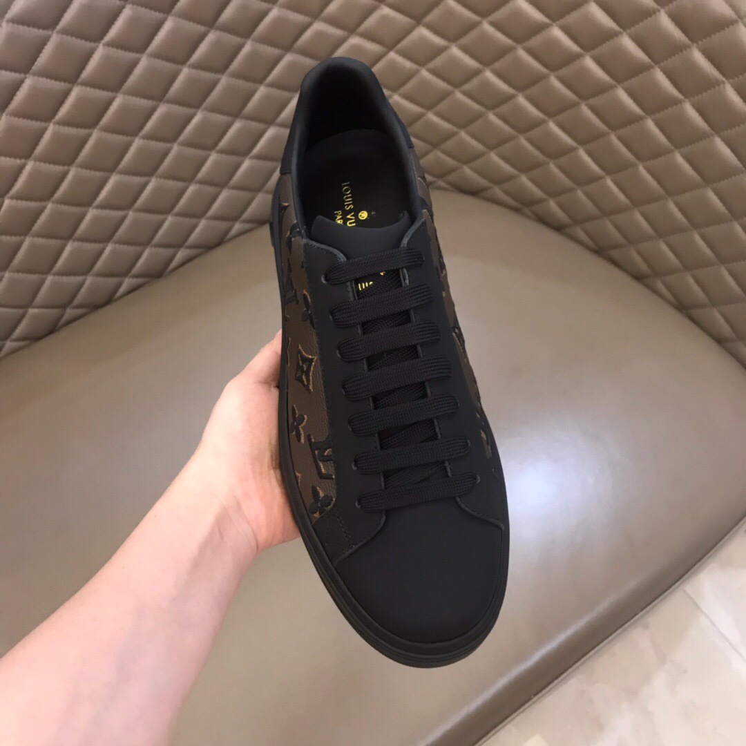 Louis Vuitton Low Top sneaker 33 - vstockx