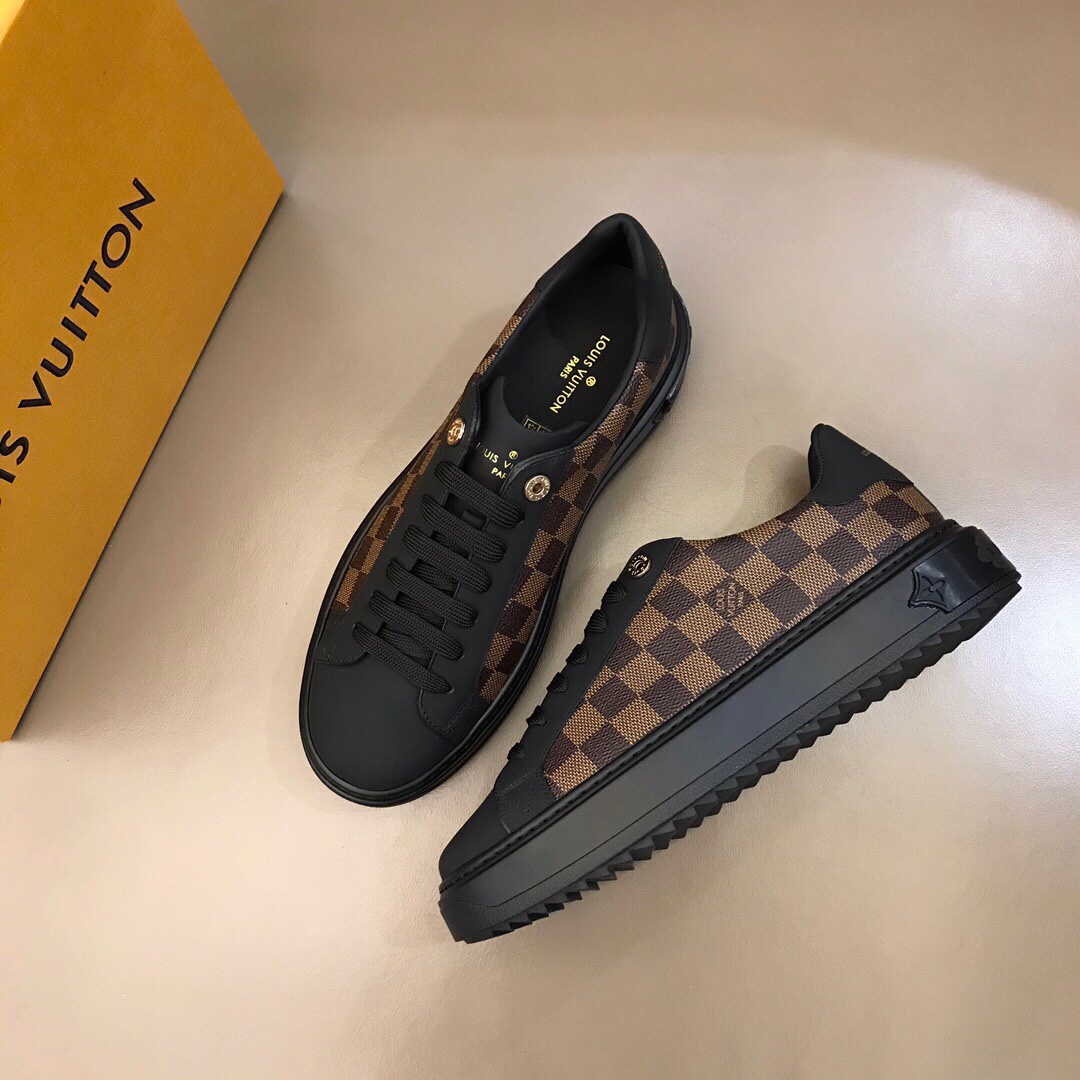 Louis Vuitton Low Top sneaker 18 - vstockx