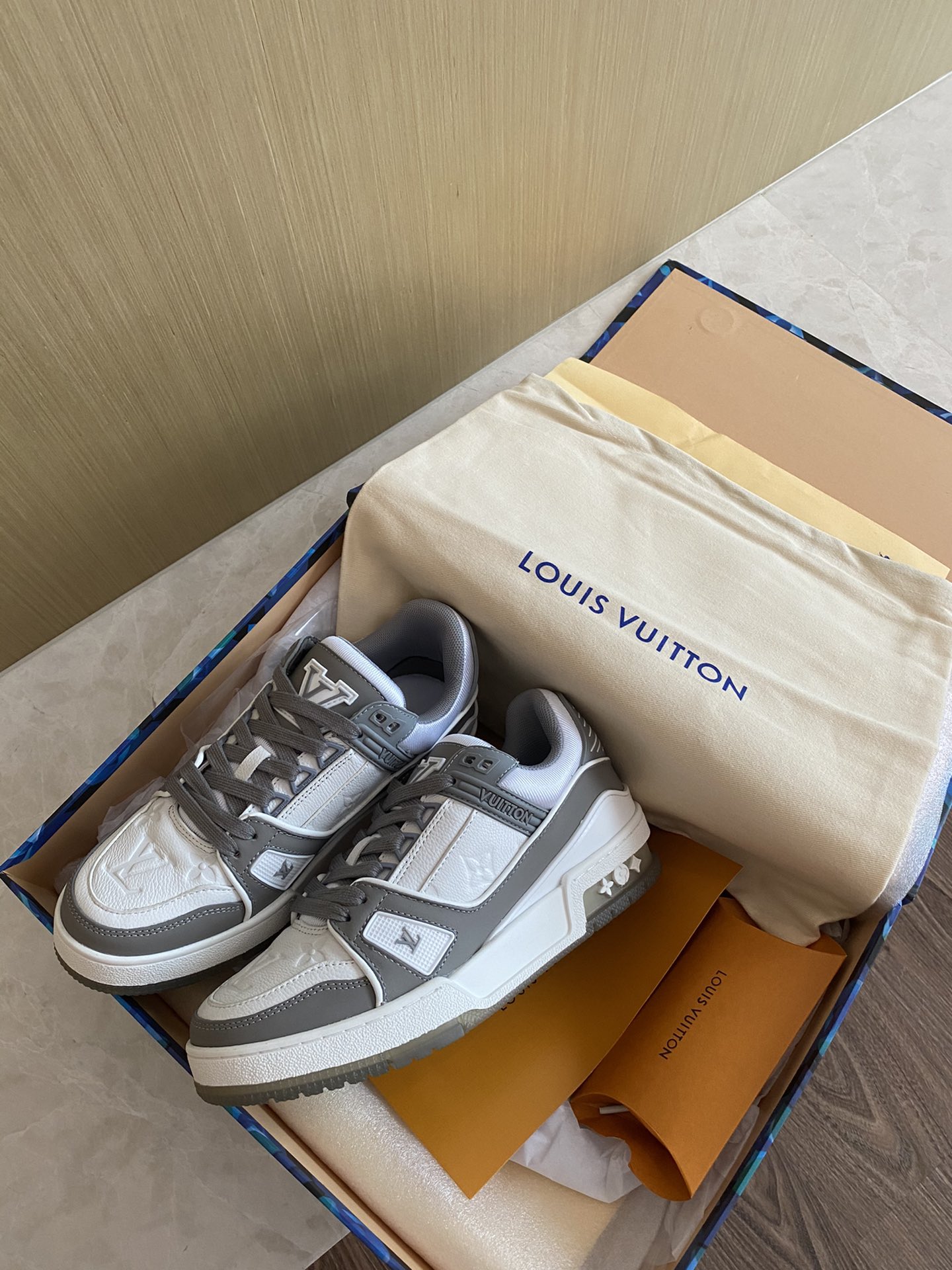 Louis Vuitton LV TRAINERS SNEAKER 9 - vstockx