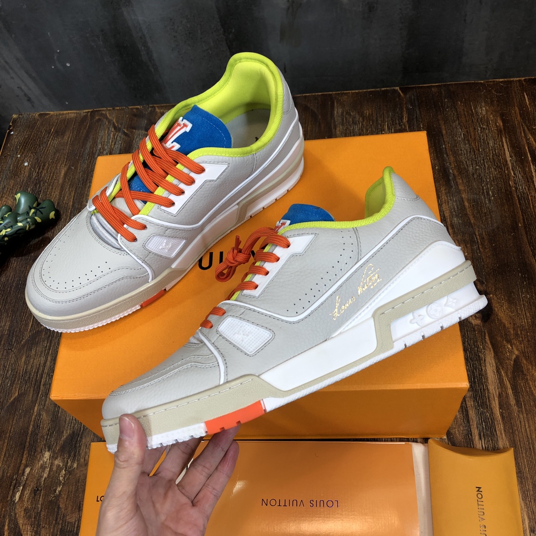 Louis Vuitton Trainer Sneakers 63 - vstockx