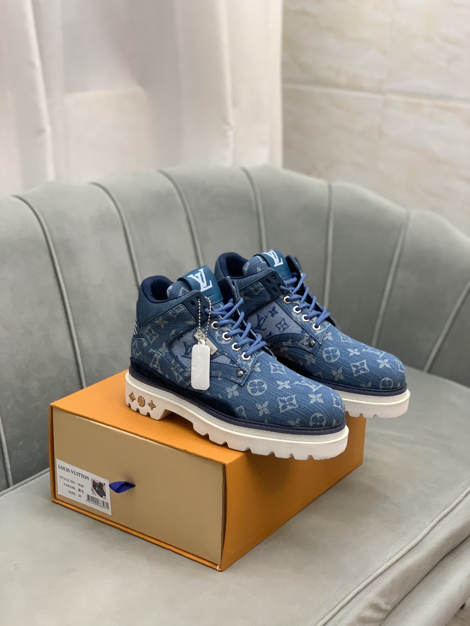 Louis Vuitton 1a8jtx Oberkampf Ankle Boots/Booties 3 - vstockx