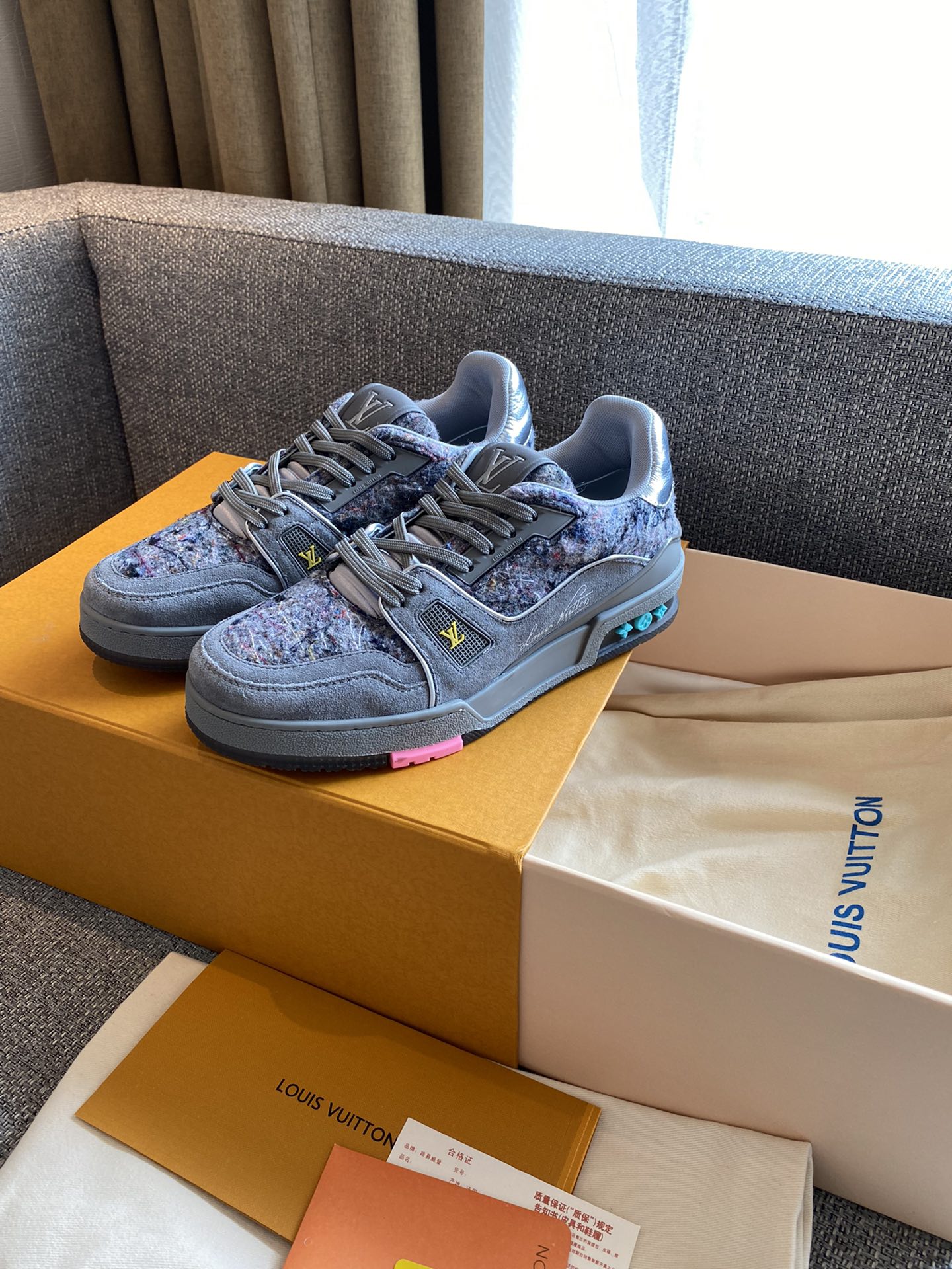 Louis Vuitton LV TRAINERS SNEAKER 9 - vstockx