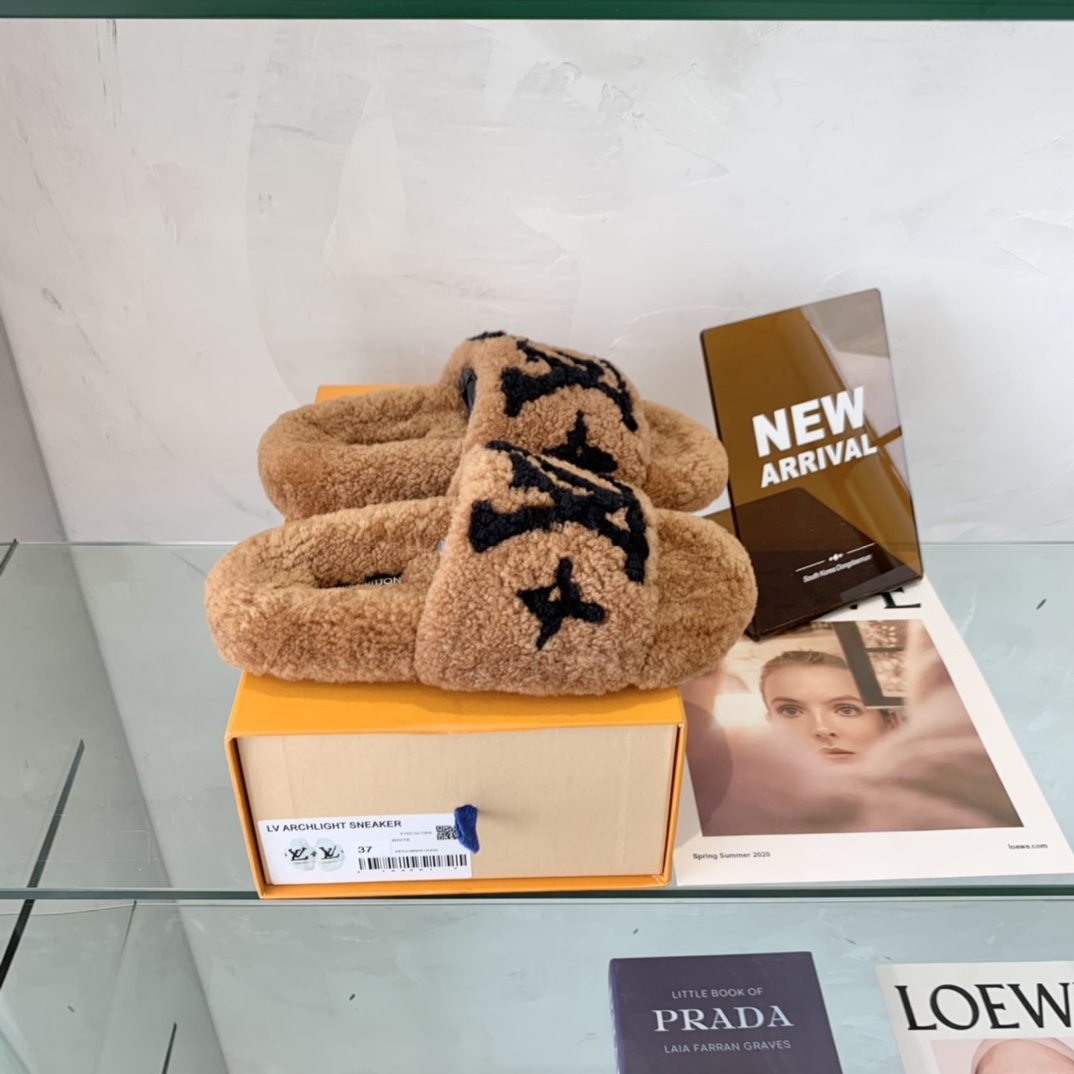 Louis Vuitton GLORIA FLAT LOAFERS WOMEN 12 - vstockx