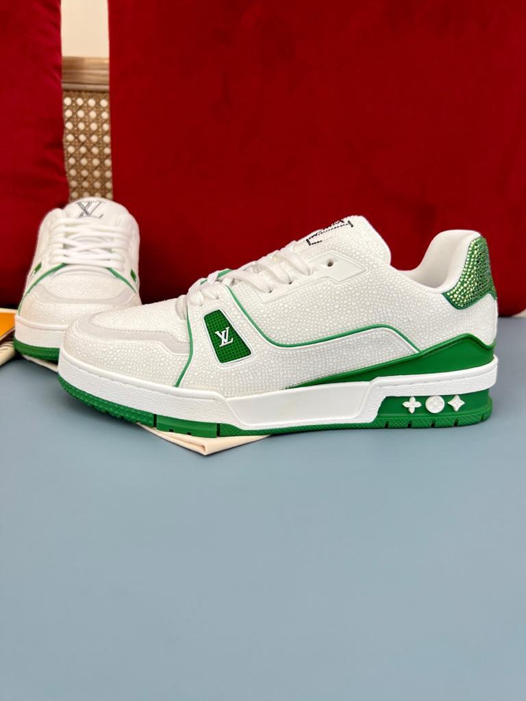 Louis Vuitton LV Trainer Green Strass - vstockx