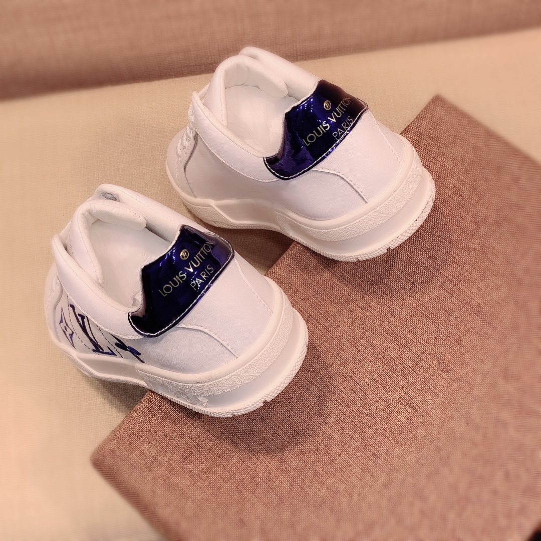 Louis Vuitton Low Top sneaker 97 - vstockx