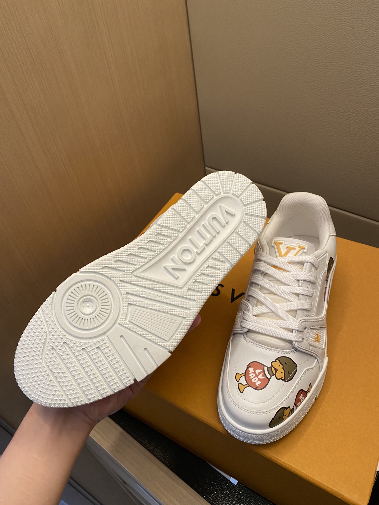 Louis Vuitton LV TRAINERS SNEAKER 9 - vstockx