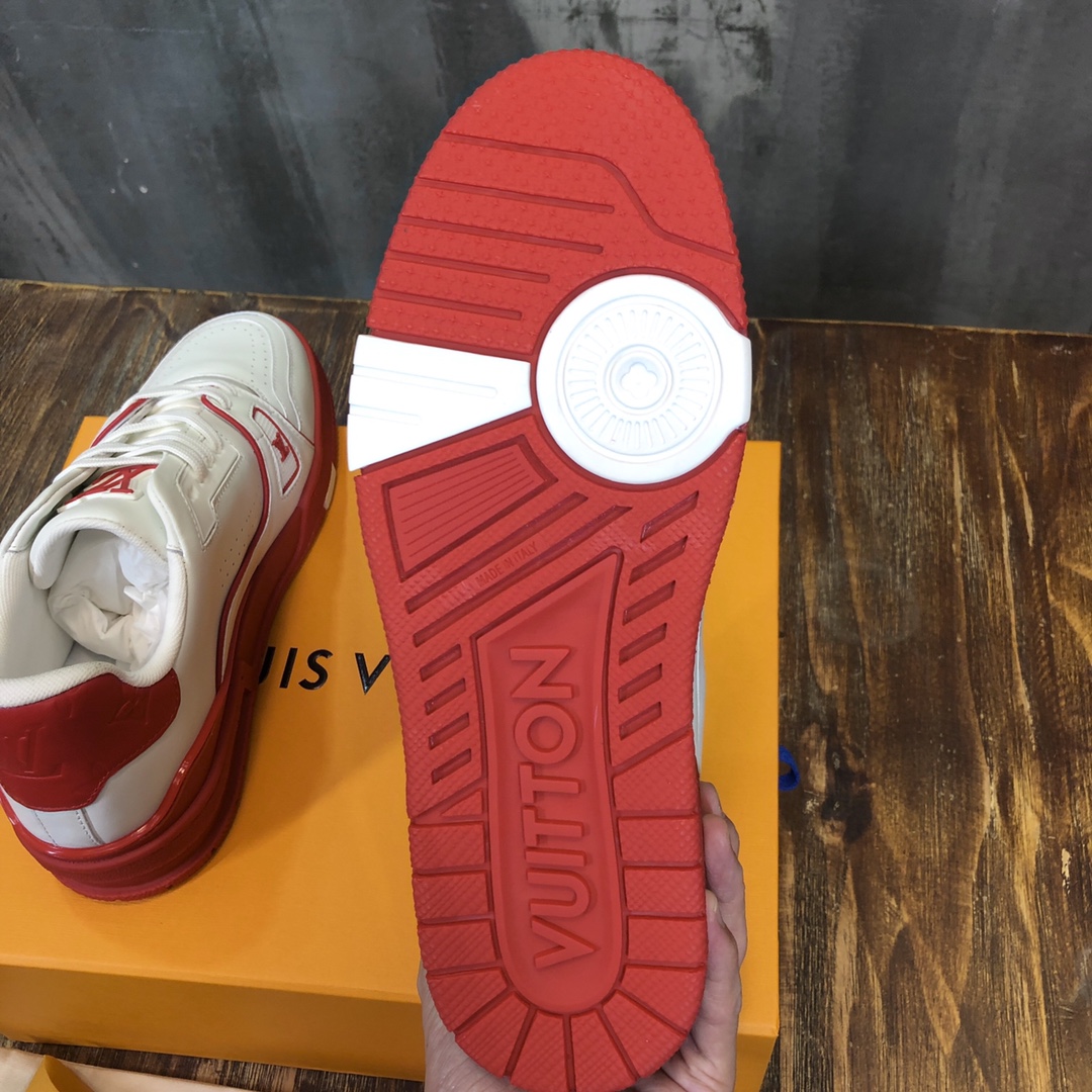 Louis Vuitton Trainer Sneakers 64 - vstockx