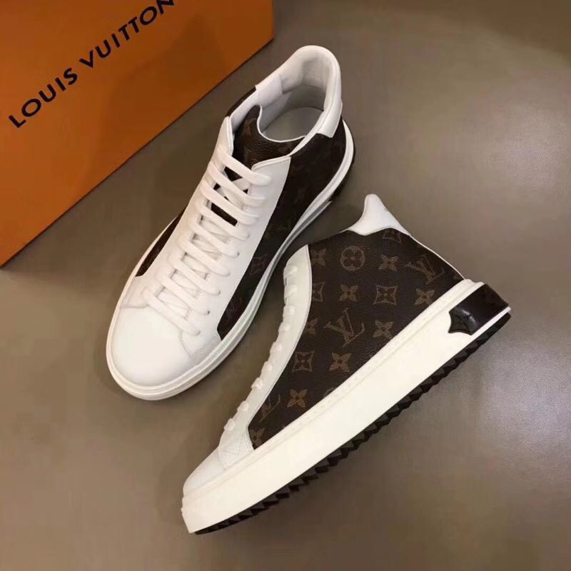 Louis Vuitton High Top sneaker 9 - vstockx