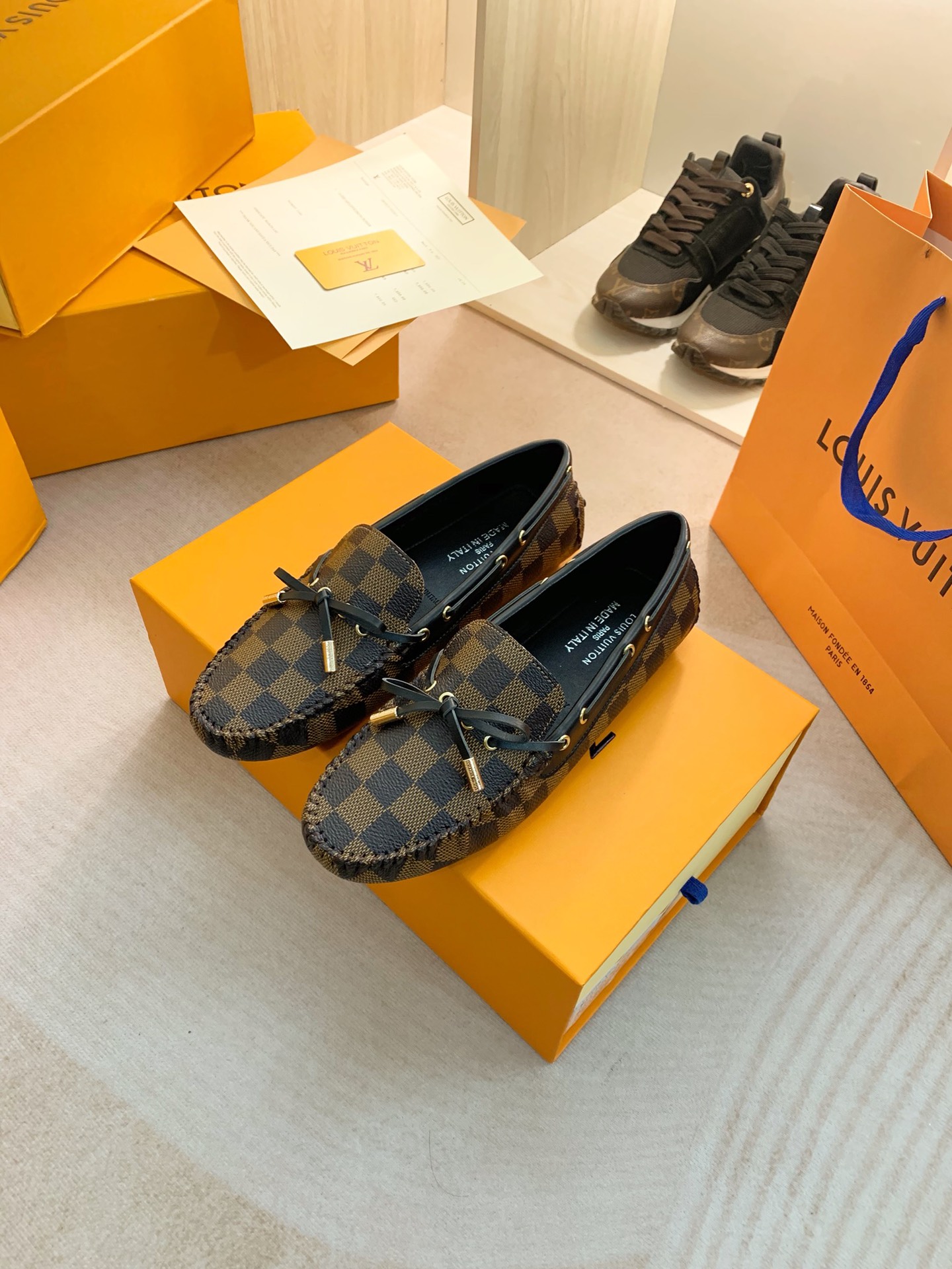 Louis Vuitton GLORIA FLAT LOAFERS WOMEN 11 - vstockx