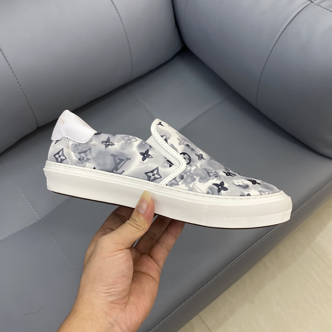 Louis Vuitton Monogram Denim sneaker 7 - vstockx