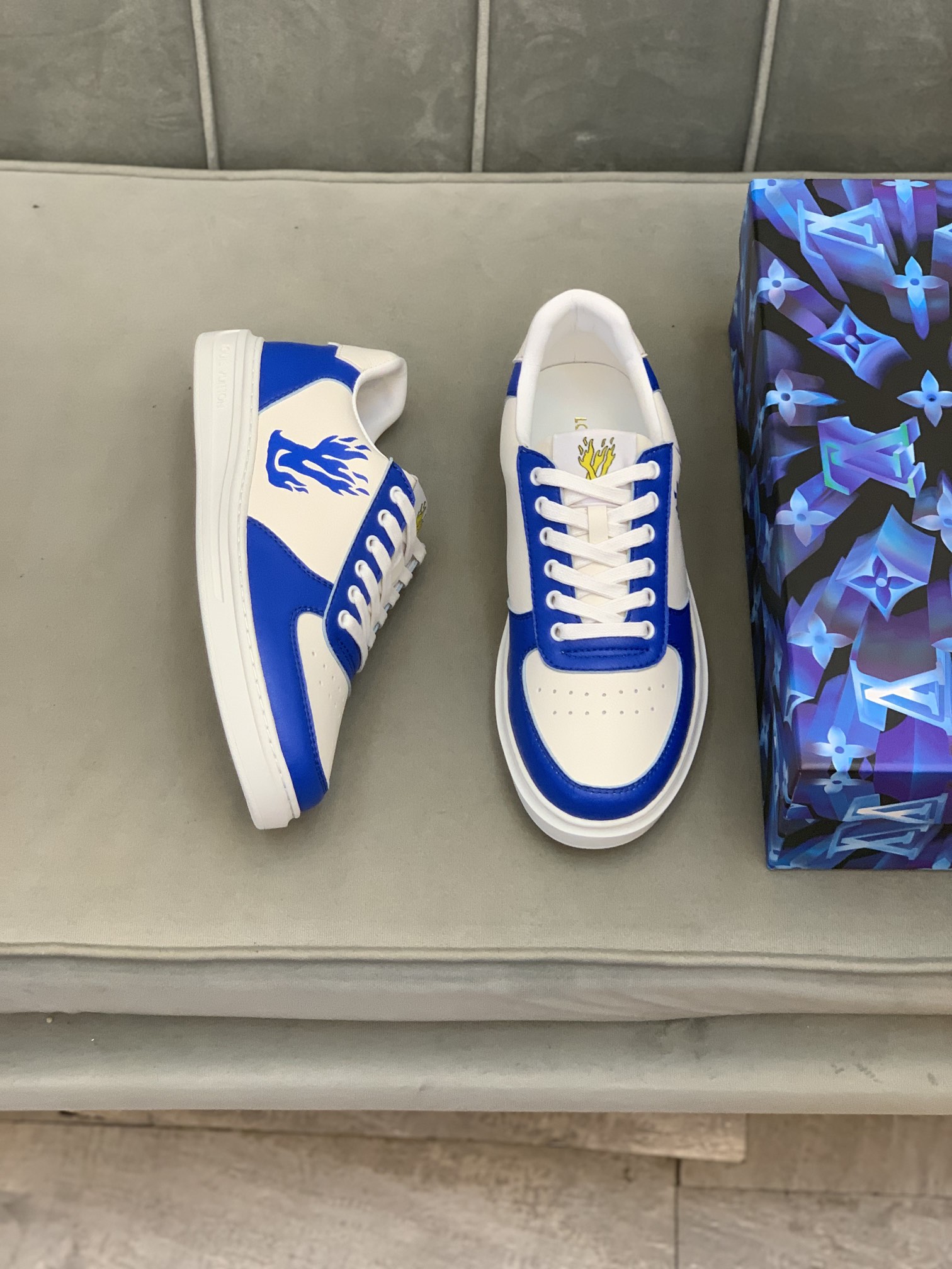 Louis Vuitton Low Top sneaker 7 - vstockx