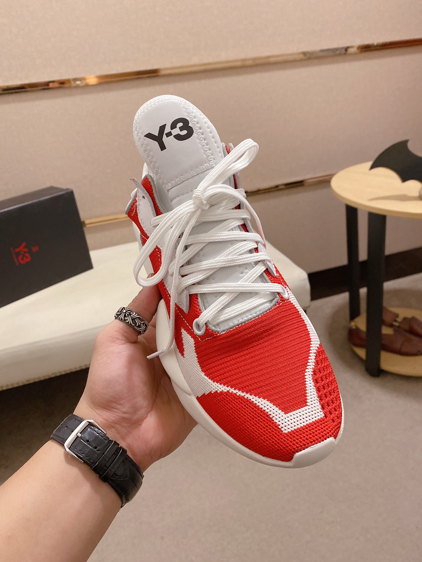Y-3 Kaiwa Lace-Up Sneakers 10 - vstockx