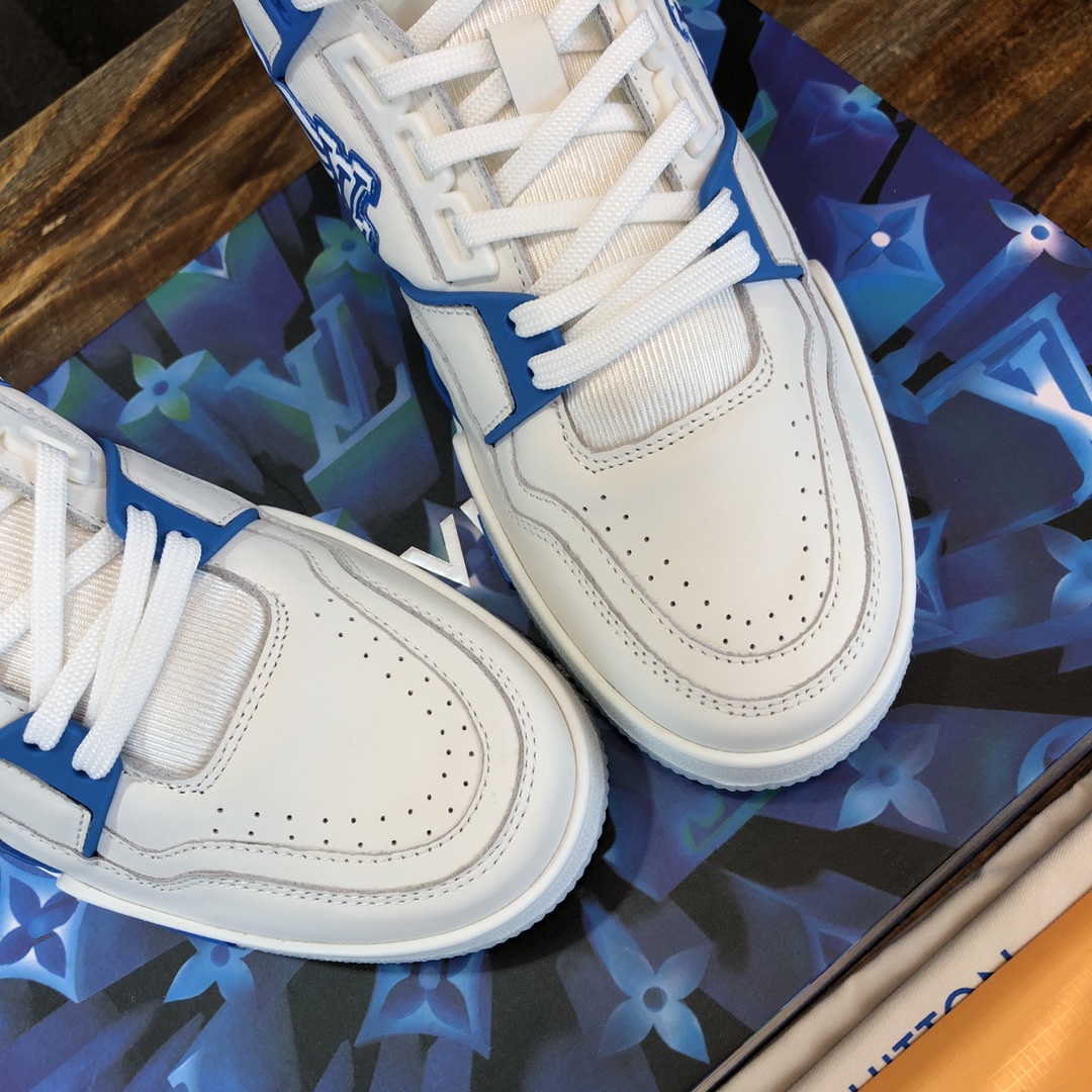 Louis Vuitton Trainer Sneakers 10 - vstockx
