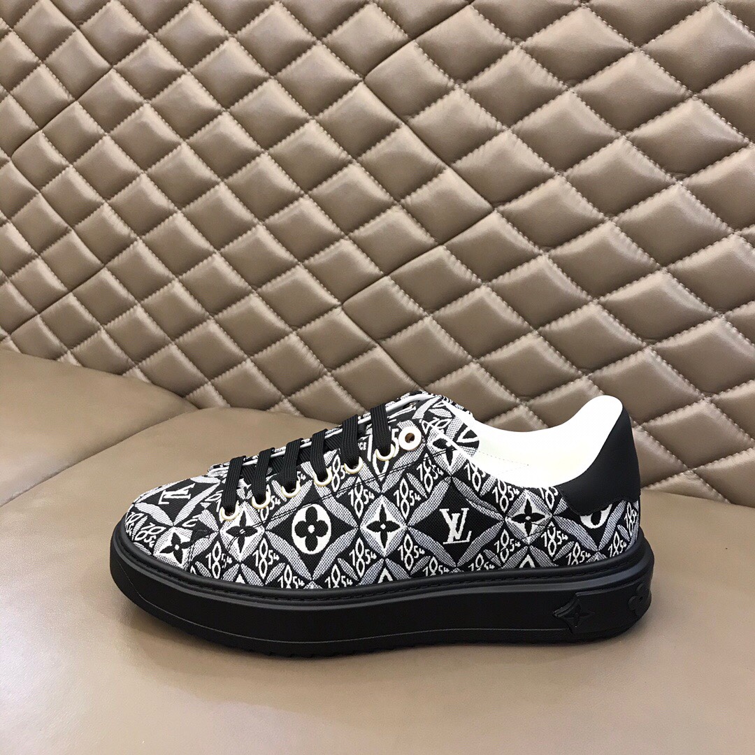 Louis Vuitton Low Top sneaker 44 - vstockx