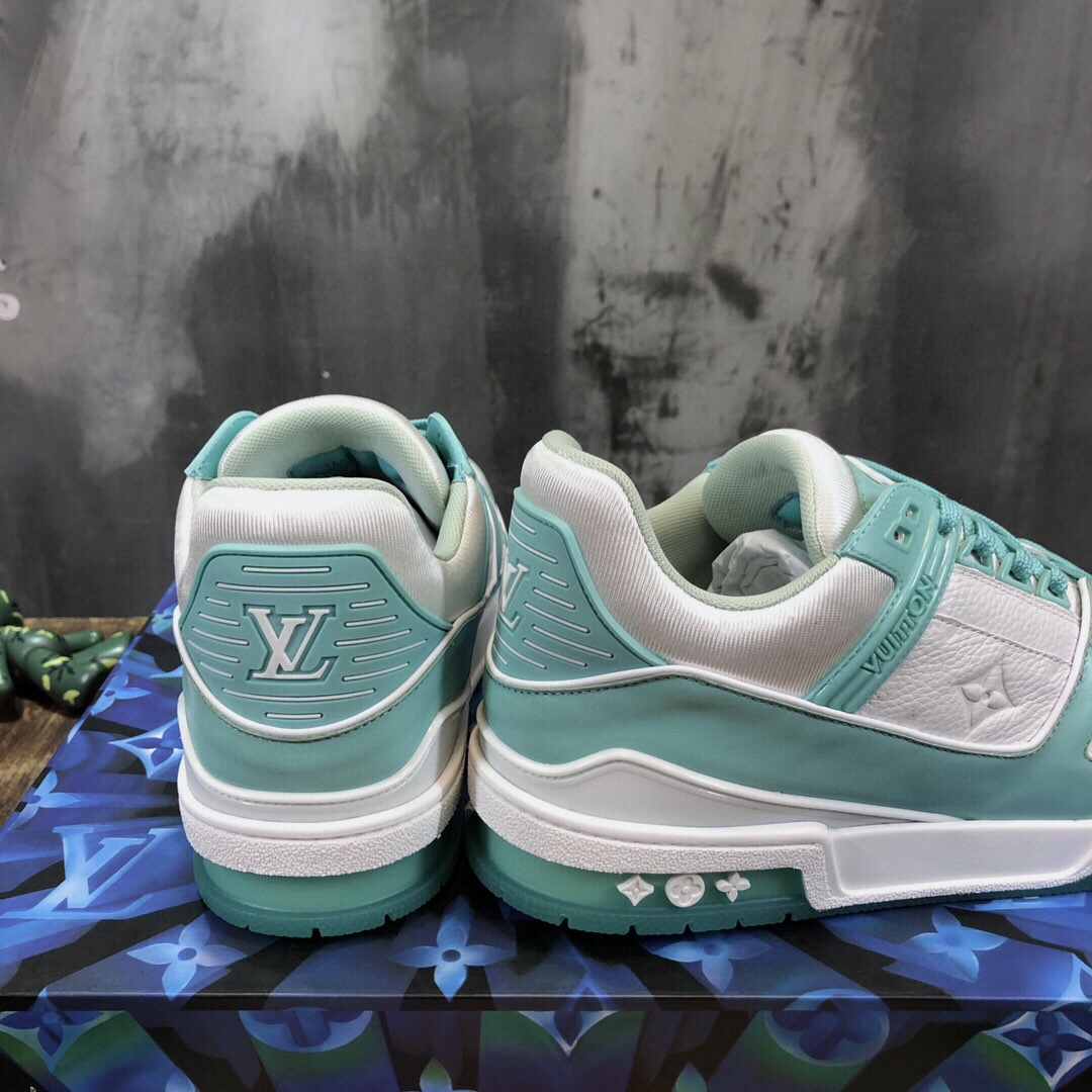 Louis Vuitton Trainer Sneakers 68 - vstockx