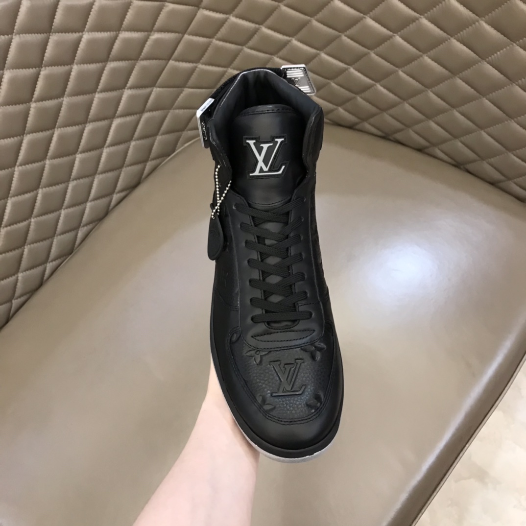 Louis Vuitton Rivoli sneaker 2 - vstockx
