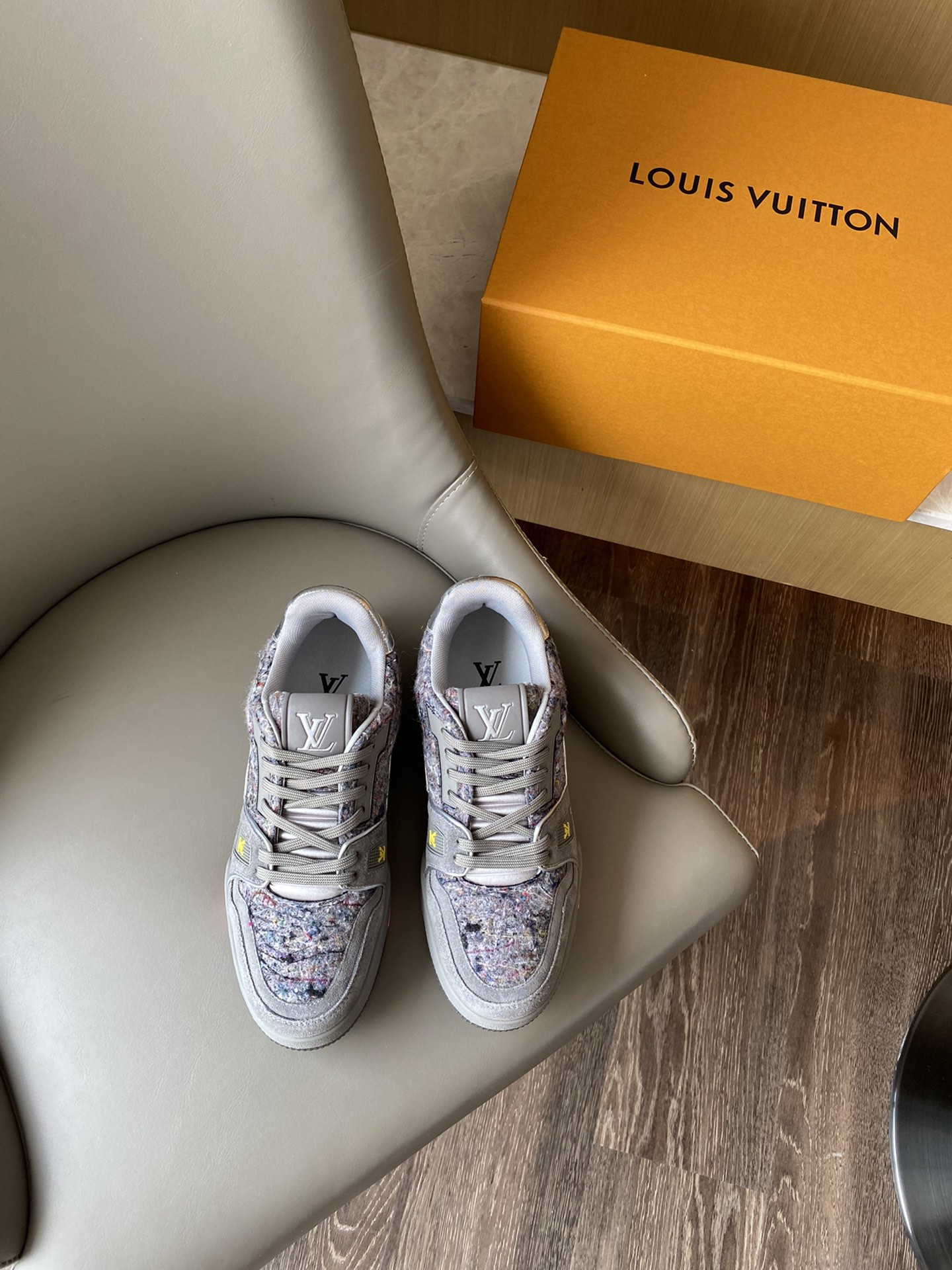 Louis Vuitton LV TRAINERS SNEAKER 9 - vstockx