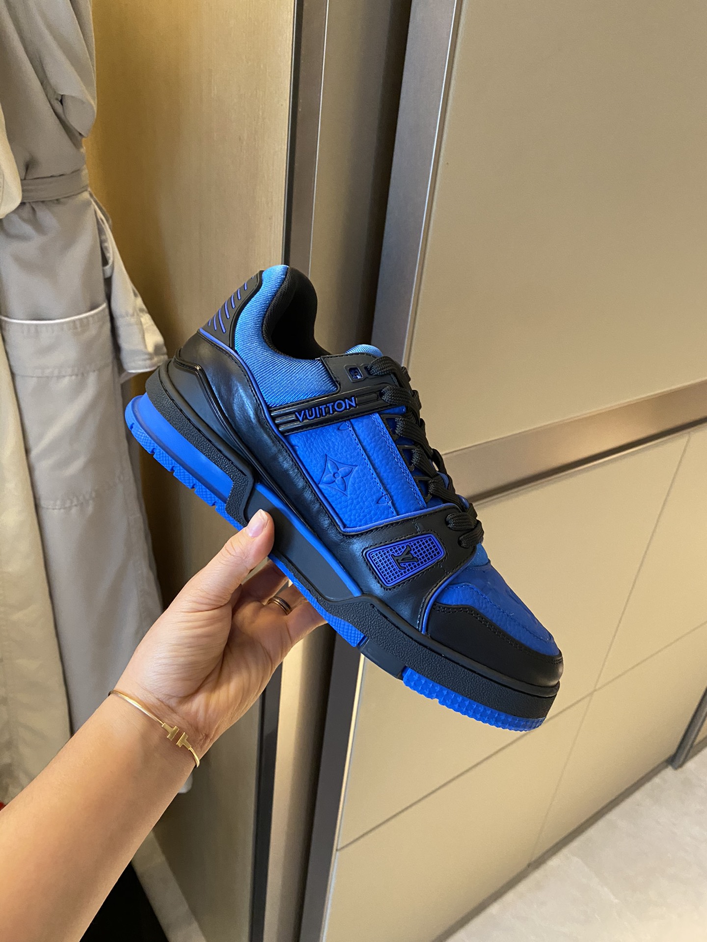 Louis Vuitton LV TRAINERS SNEAKER 9 - vstockx