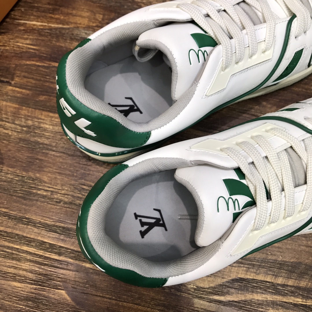 Louis Vuitton Trainer Sneakers 28 - vstockx