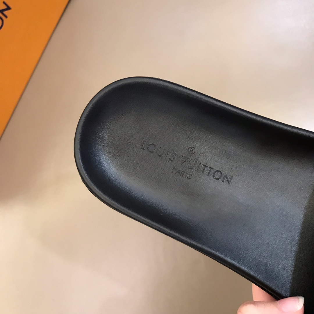 Louis Vuitton Slipper 92 - vstockx