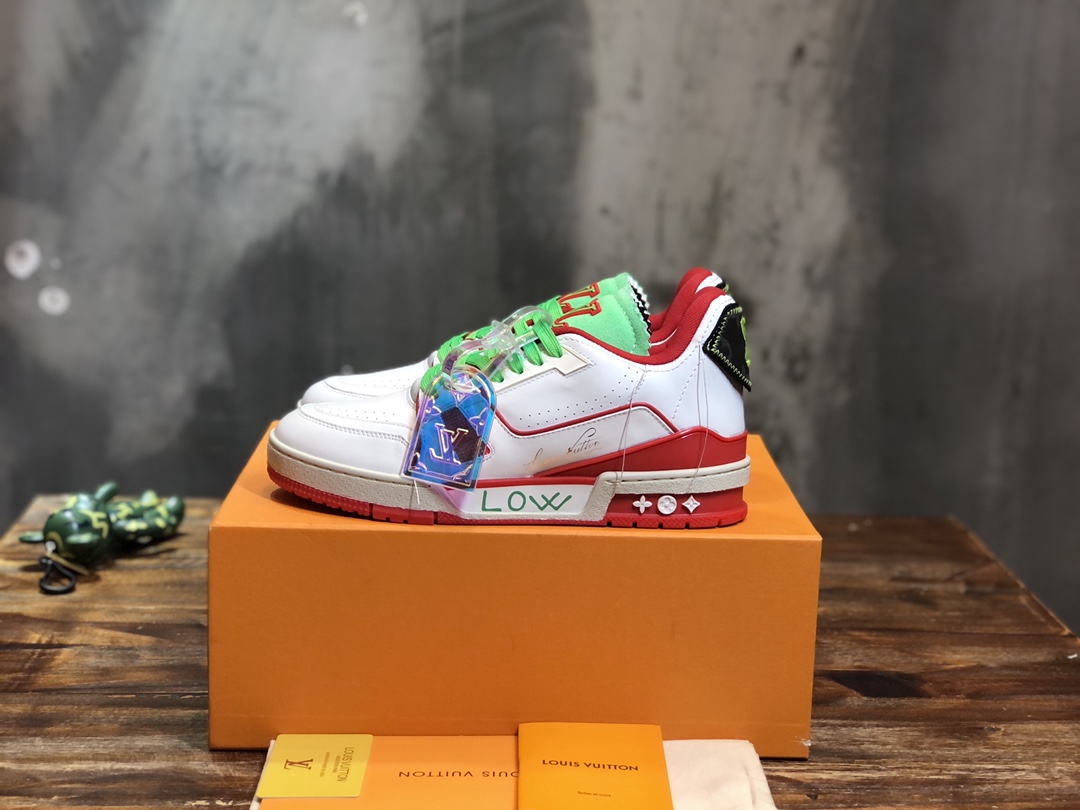 Louis Vuitton Trainer Sneakers 78 - vstockx