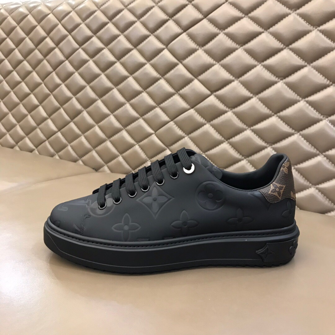 Louis Vuitton Low Top sneaker 53 - vstockx