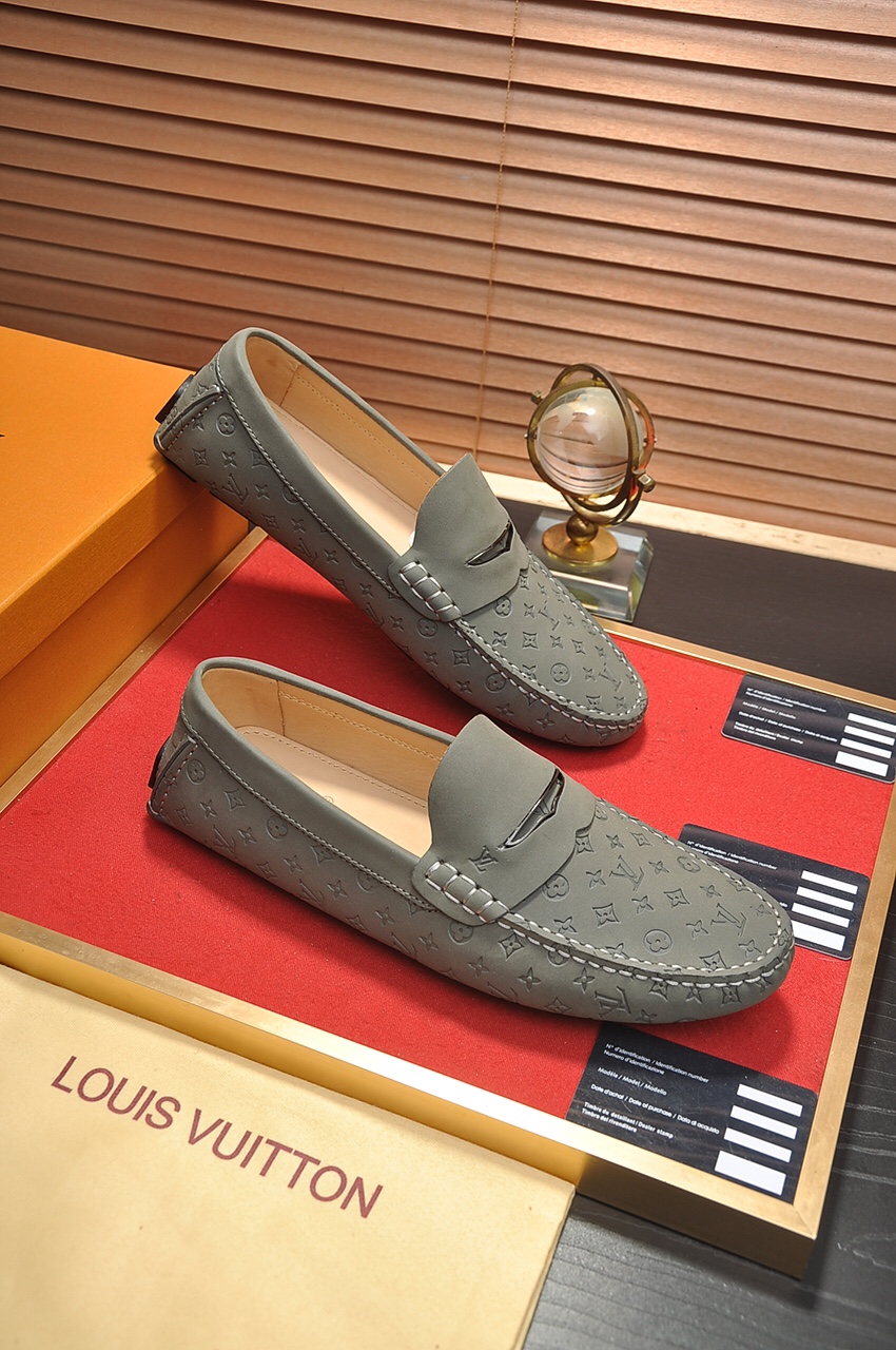 Louis Vuitton Leather Boots 25 - vstockx