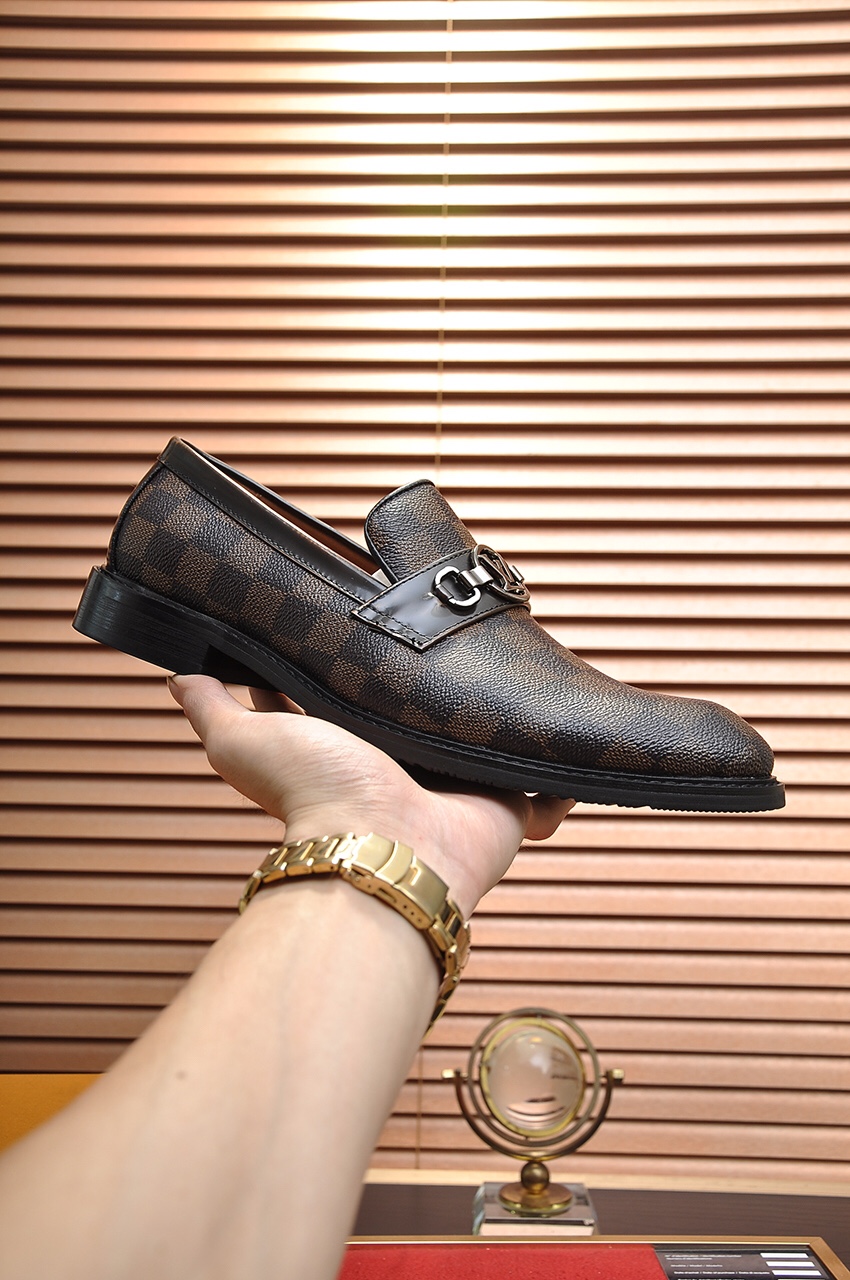 Louis Vuitton Leather Boots 41 - vstockx