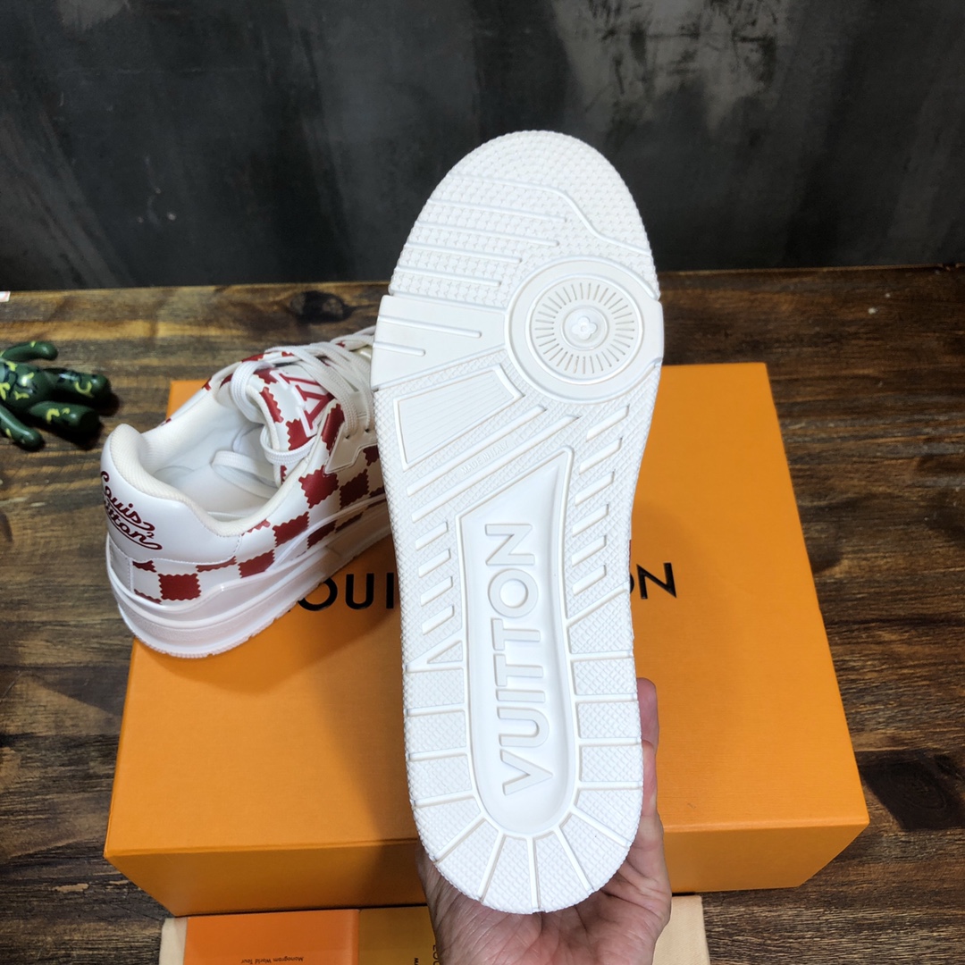 Louis Vuitton Trainer Sneakers 53 - vstockx