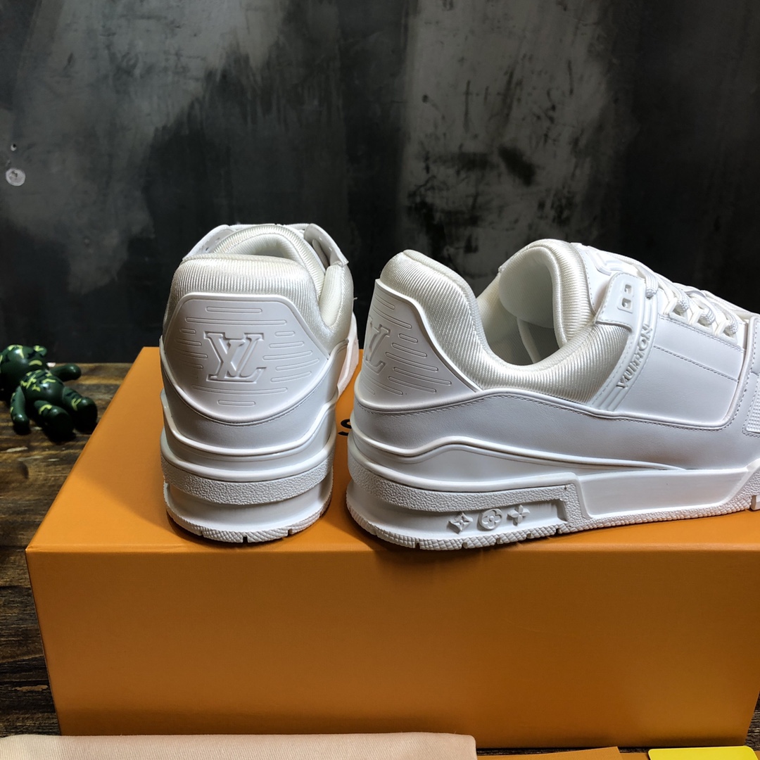 Louis Vuitton Trainer Sneakers 50 - vstockx