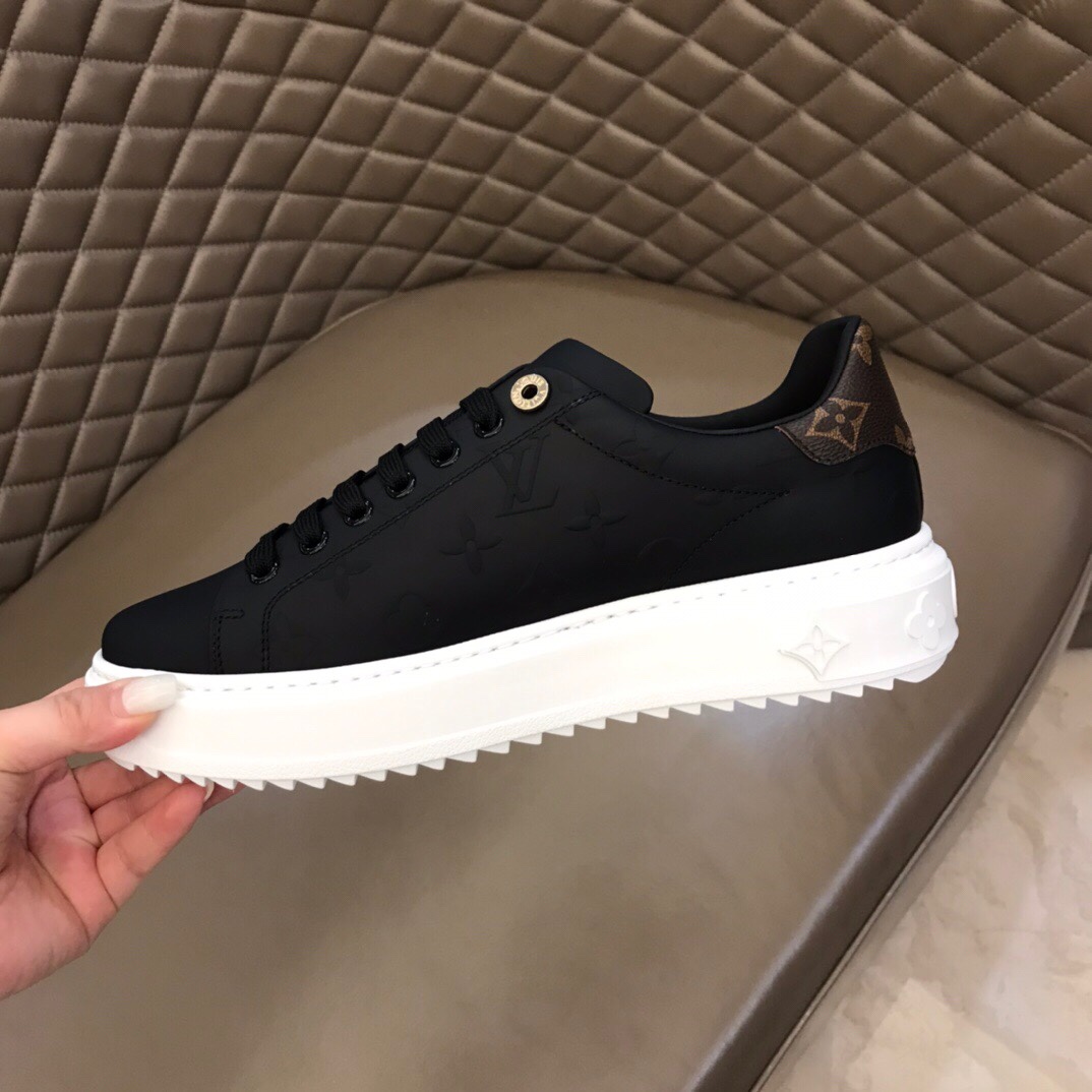 Louis Vuitton Low Top sneaker 49 - vstockx