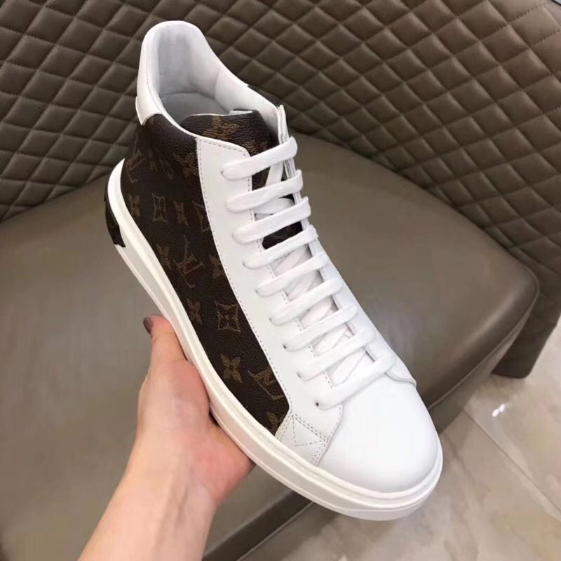 Louis Vuitton High Top sneaker 9 - vstockx