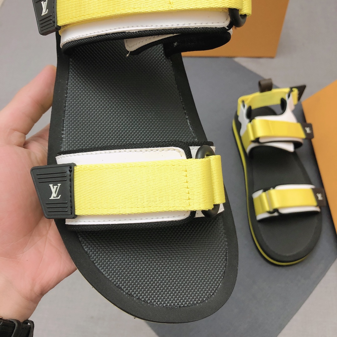 Louis Vuitton Slipper 37 - vstockx