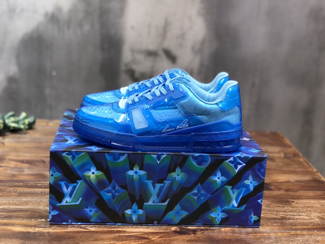 Louis Vuitton Trainer Sneakers 39 - vstockx