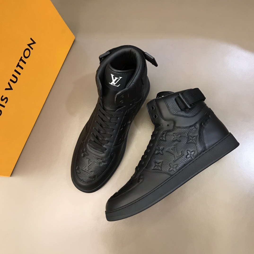 Louis Vuitton Rivoli sneaker 27 - vstockx