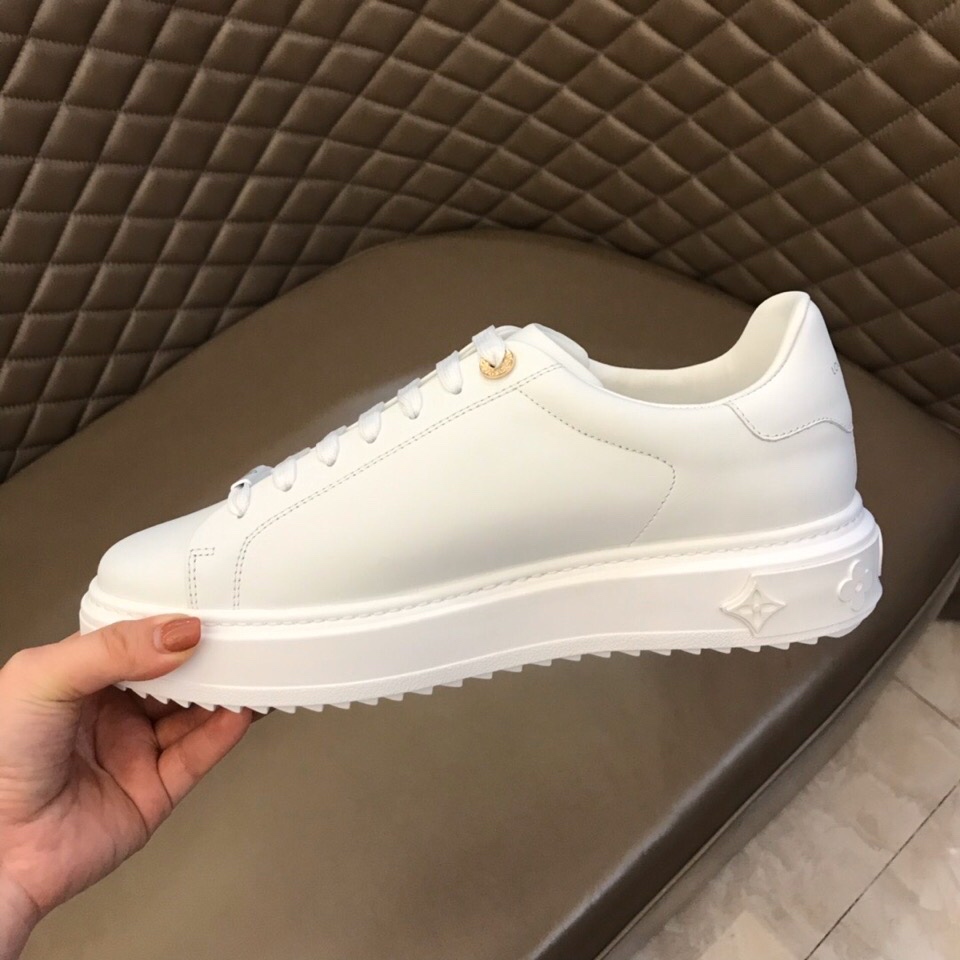 Louis Vuitton Low Top sneaker 27 - vstockx