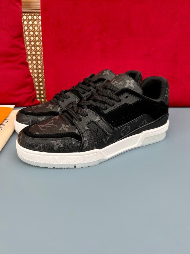 Louis Vuitton Trainer Black Monogram - vstockx