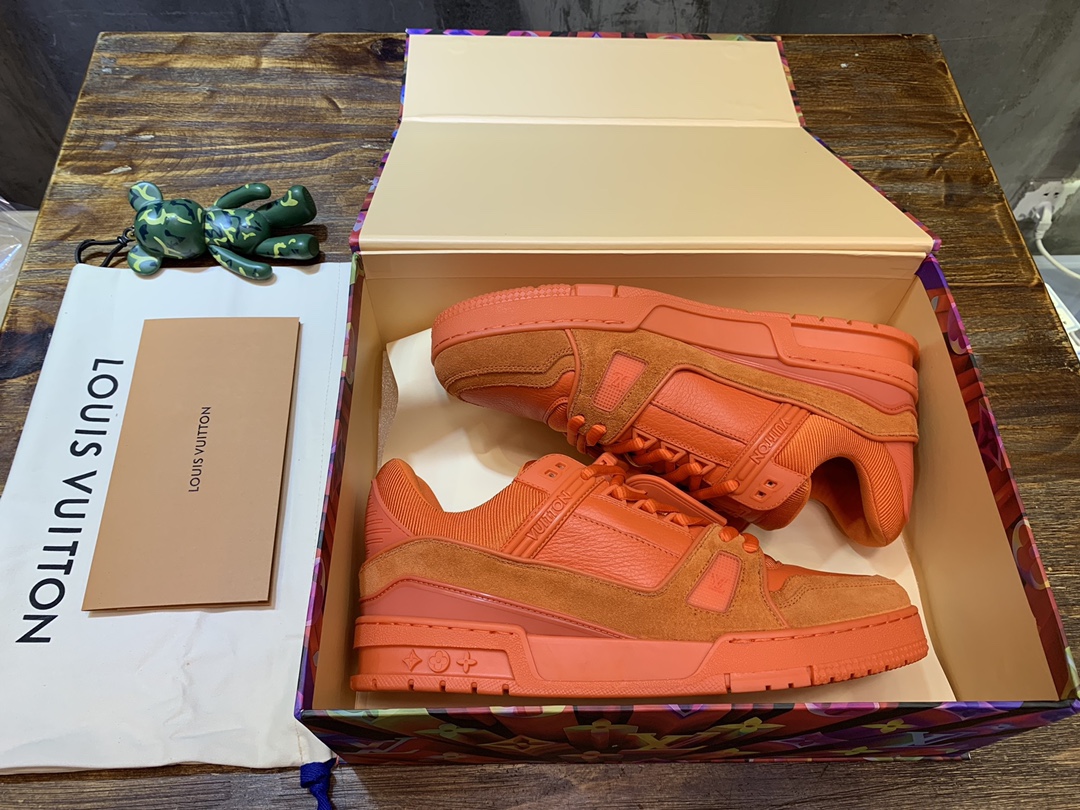Louis Vuitton Trainer Sneakers 21 - vstockx